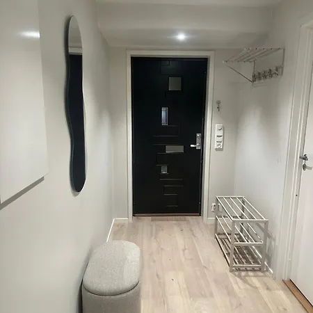 Stor Og Moderne Ved Rastolen Bybanestopp Apartment Bergen